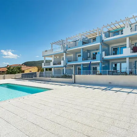 1 Bedroom Gorgeous In *